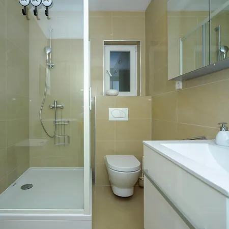 Castello Apartment