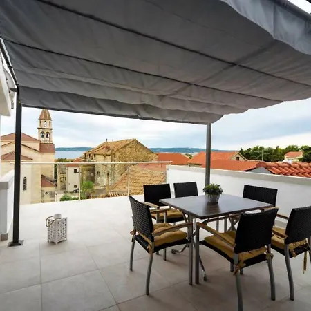 Apartment Castello Kastela